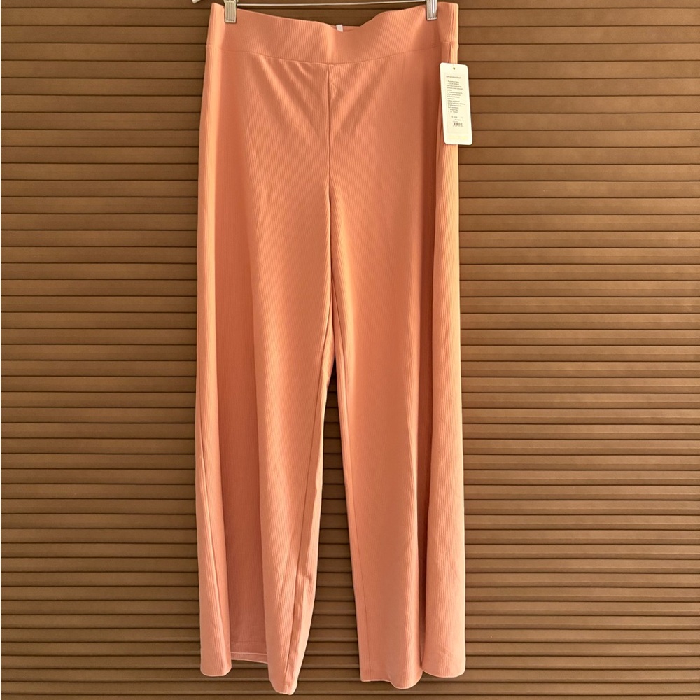 RHONE Women's Wide Leg Pants in Warm Peach